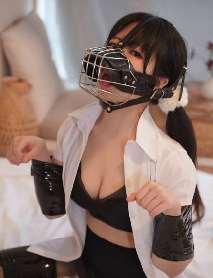 女囚处刑人