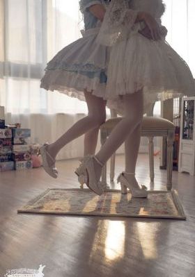 新红楼梦在线观看第1一10集