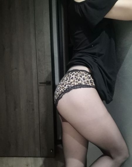 年轻少妇