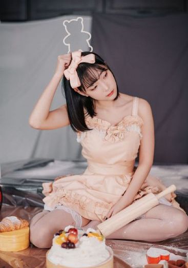 正常女的下面扒开会有小须须吗